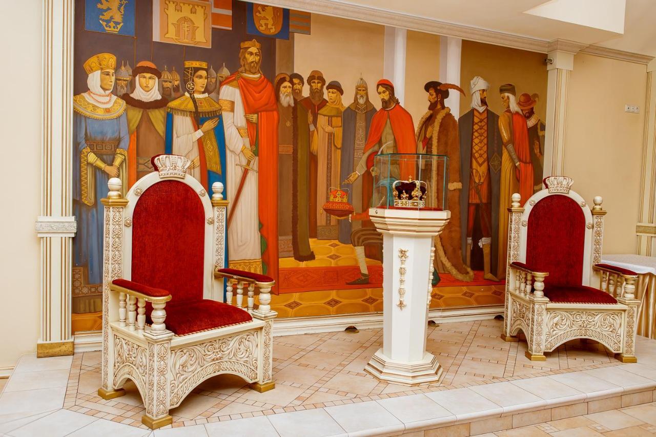 Галицька Корона Davidov 외부 사진